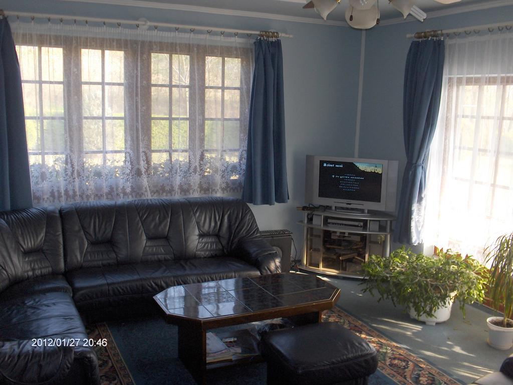 Kiraly Nyaralo Villa Fonyód Buitenkant foto